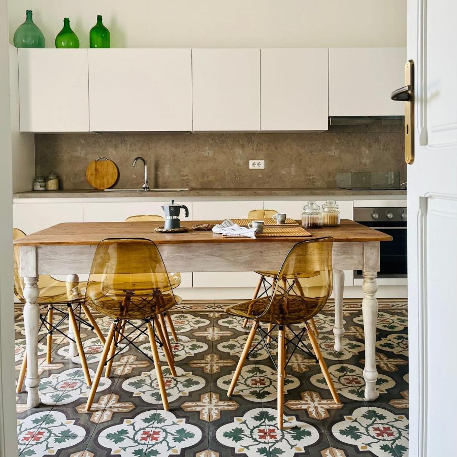 Designer Apartment Lecce Ngoại thất bức ảnh